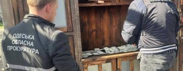 Викрито корупційну схему посадовця Держгеокадастру в Одеській області