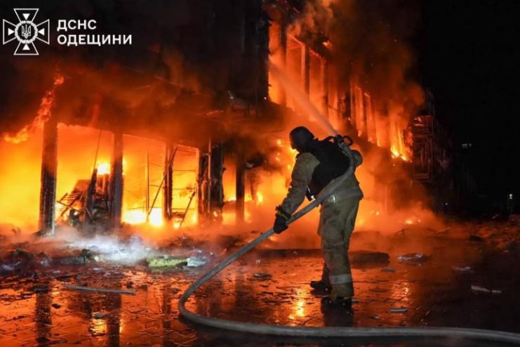 росія знову атакувала Одещину, постраждала цивільна інфраструктура