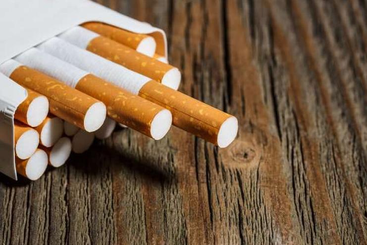 Ціни на цигарки зростатимуть щороку: Зеленський підписав закон