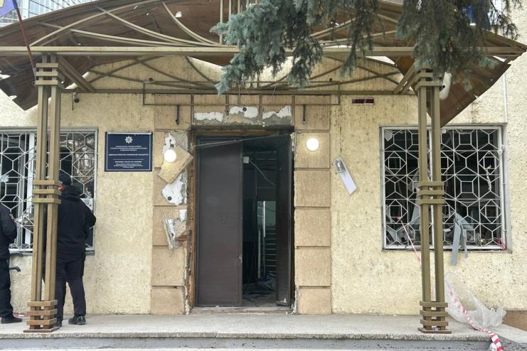 Встановлено особу загиблої при теракті в поліцейському відділку на Одещині, місцеве ЗМІ також опублікувало ексклюзивні деталі 