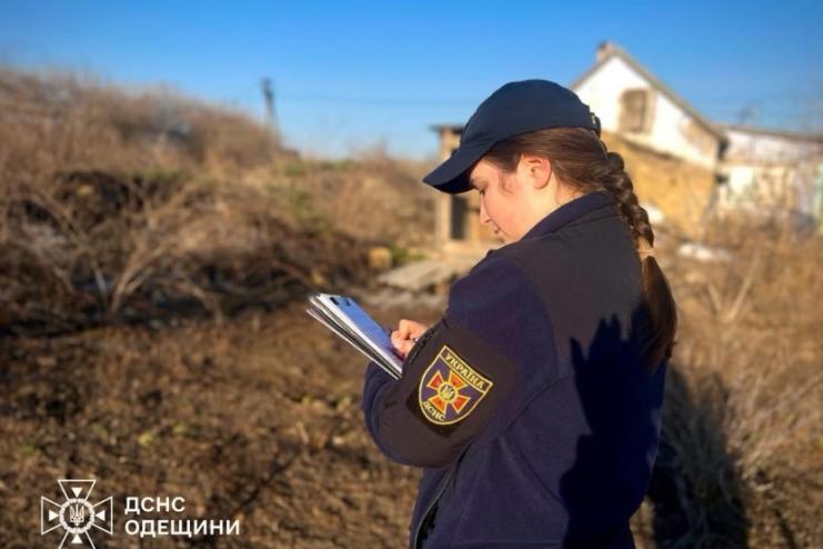 На Одещині рятувальники виявили палія сухої рослинності