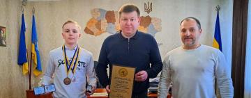 Сила характеру, традиції родини та підтримка громади: Ілля Лозанюк — нова гордість Арцизу