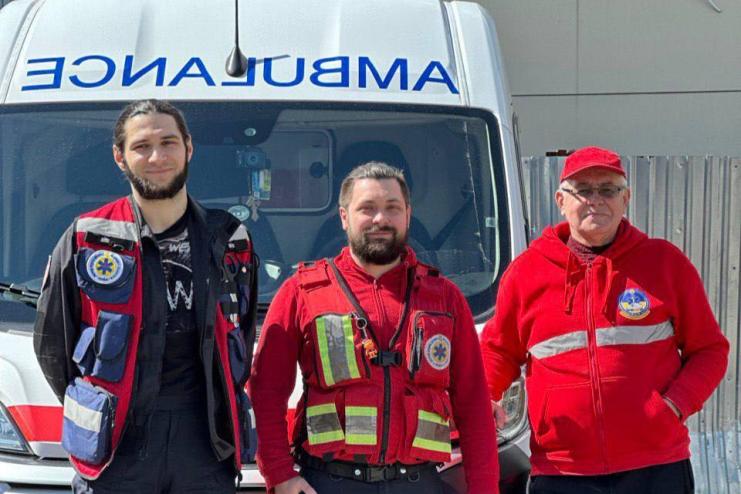 Серце зупинилось — медики ні: одеська бригада "швидкої" повернула чоловіка з того світу