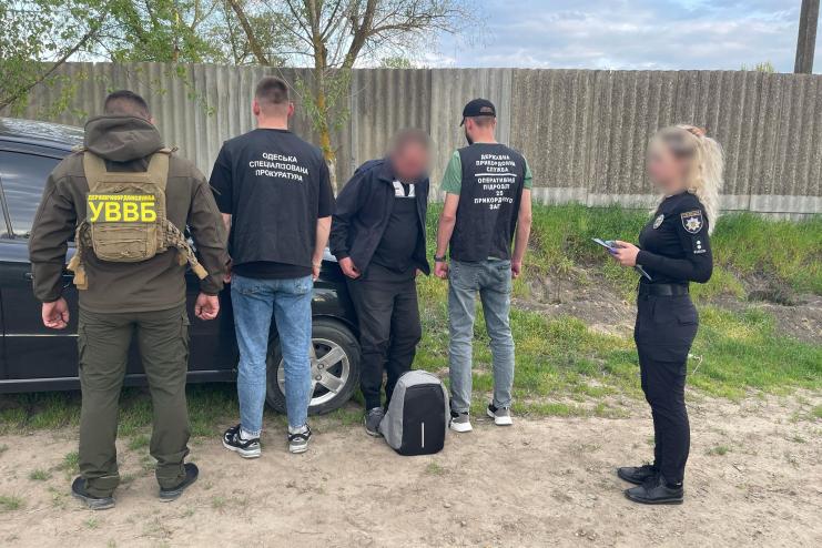 На Одещині чоловік намагався підкупити прикордонника заради незаконного перетину кордону