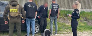 На Одещині чоловік намагався підкупити прикордонника заради незаконного перетину кордону