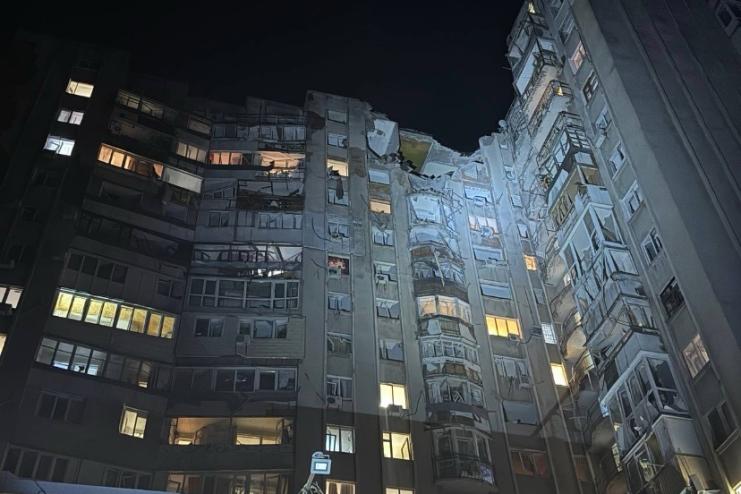 Важка ніч в Одесі: внаслідок нічної дронової атаки росіян загинуло двоє людей, ще пʼятеро травмовані
