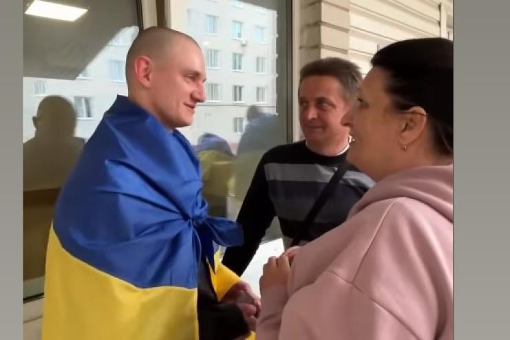 Дочекалися: двоє воїнів з Одещини повернулися з полону!