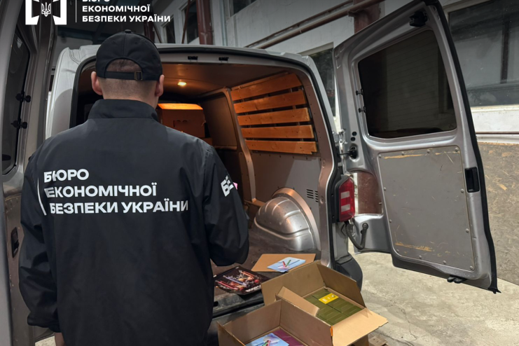 Контрабанда на 14,5 мільйонів: на Одещині затримали громадянина Румунії з партією нелегальних вейпів