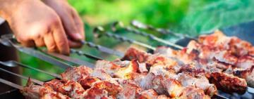 Спалах біля мангалу: на Одещині чоловік отримав опіки під час відпочинку