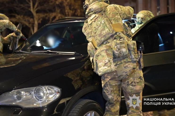 За $17 тисяч — за кордон: на Одещині затримали організатора схеми незаконного переправлення військовозобов’язаних
