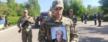 Арцизька громада провела в останню путь Героя Миколу Сидоренка