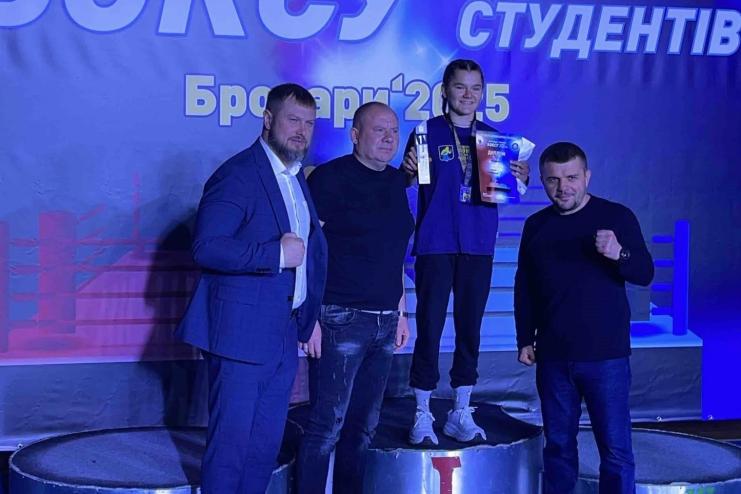 Спортсменка з Арцизької громади Анастасія Коваленко виборола золото на Чемпіонаті України з боксу серед студентів