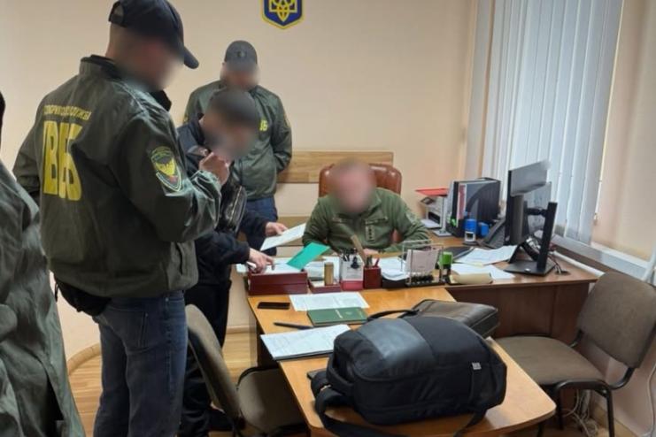 Прикордонники викрили корупційну діяльність голови гарнізонної ВЛК