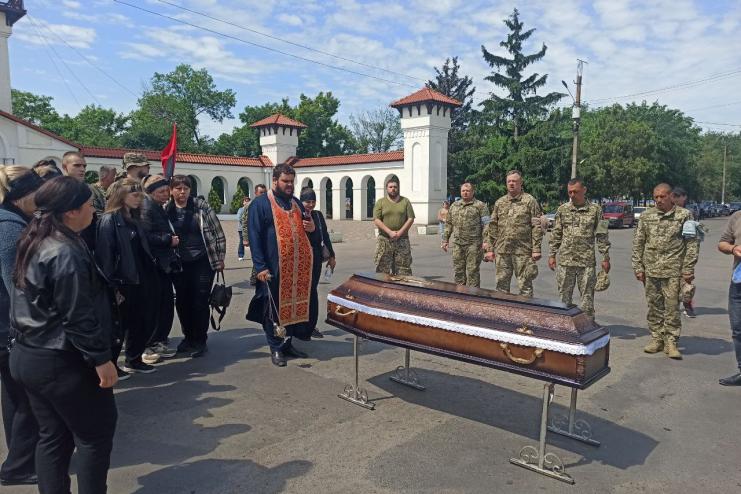 Герой повернувся додому через роки: Арциз провів в останню путь Олександра Банчу