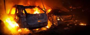 Десятки згорілих автівок: наслідки нічної атаки на Одесу