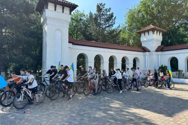 В Арцизі учні двох шкіл об'єдналися для велопробігу "Єднаймося заради майбутнього"