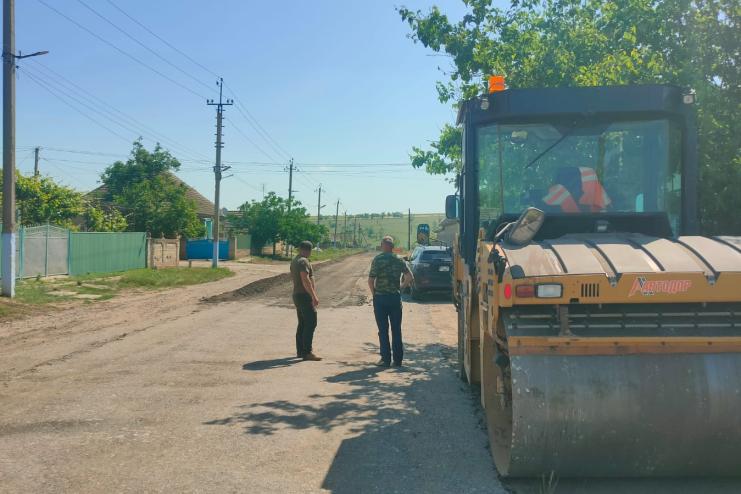 Голова Болградської РДА проінспектував хід ремонту дороги Т-16-08 Болград – Кубей – Арциз