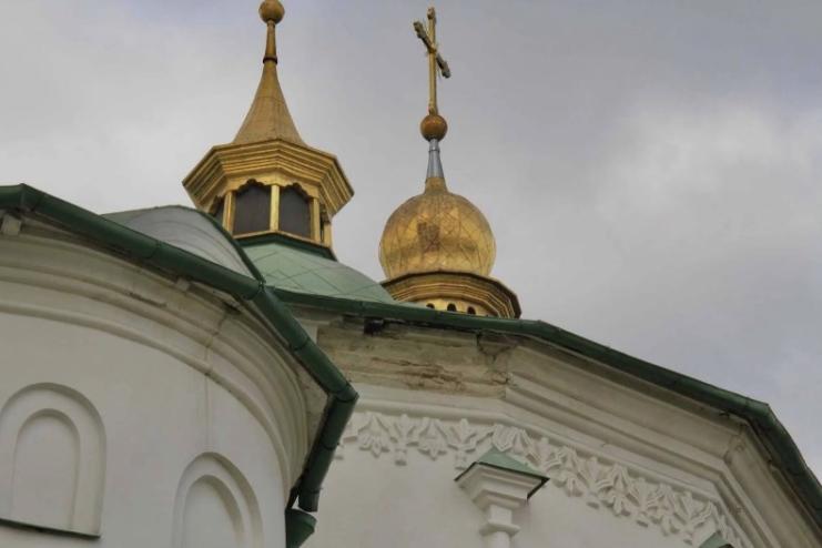У Раді церков різко відреагували на пошкодження фасаду Софії Київської