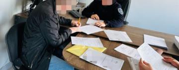 В Одесі судитимуть посадовця військкомату, який за 3 тисячі доларів вносив фальшиві дані до реєстру призовників