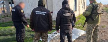 Троє жителів Одещини постануть перед судом за незаконний рибний промисел та наркотики