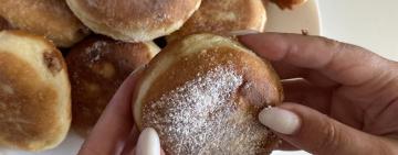 Смачний день. ПАМПУХИ З ШОКОЛАДНИМ КРЕМОМ