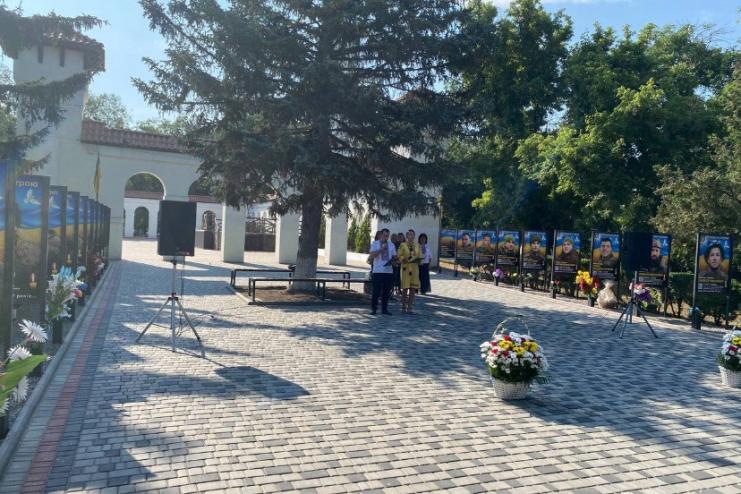Хвилина мовчання в Арцизі: не про тишу — про совість 