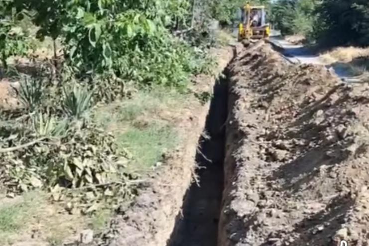 В Арцизі на вулиці Овчиннікова триває заміна аварійної ділянки водогону: виправляють помилки минулого