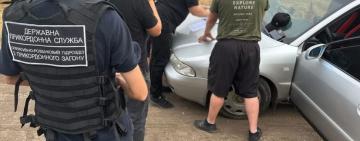 За 1500 доларів житель Подільського району хотів вивезти військовозобов'язаного чоловіка за межі України