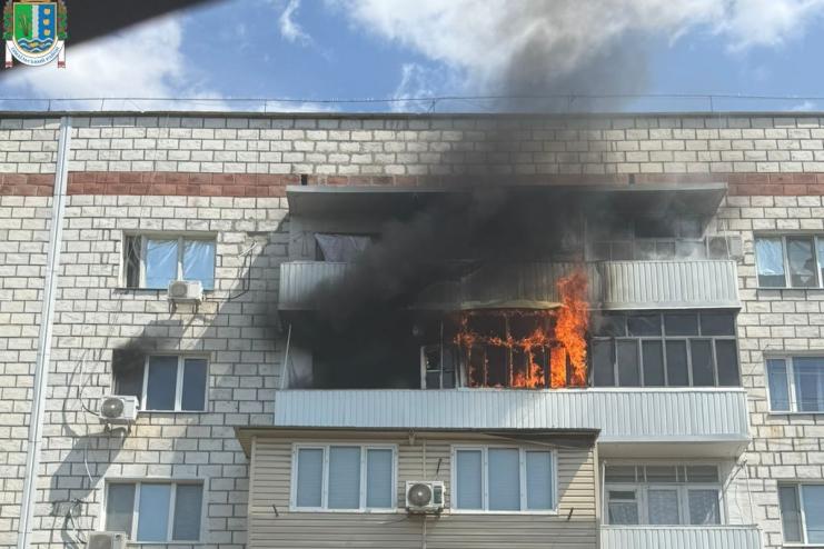 У центрі Ізмаїла горіла квартира: мешканців евакуювали