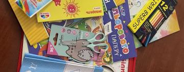 143 першокласники Тарутинської громади отримали подарунки від селищної ради