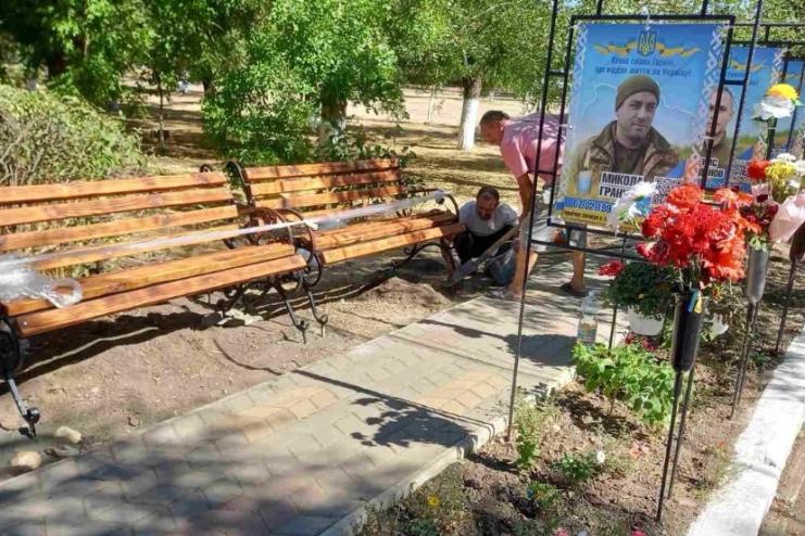 У Главанському ліцеї вшанували пам’ять Героя Дениса Проданова 