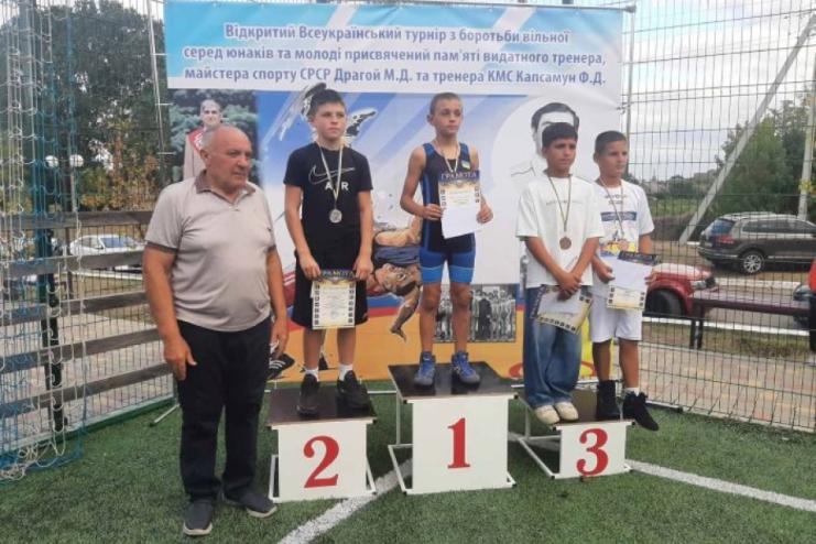 Вихованці Бессарабської ДЮСШ вибороли шість нагород на всеукраїнському турнірі з вільної боротьби