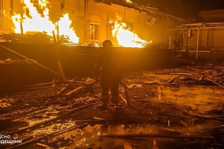 Вночі росія атакувала винзавод на Одещині