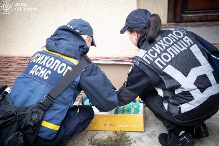Поліція та ДСНС надають психологічну підтримку населенню, яке зазнало лиха внаслідок негоди 