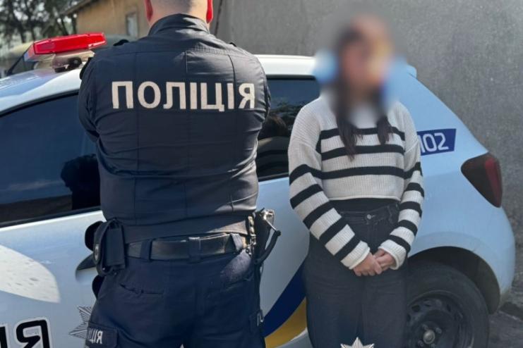На Одещині поліцейські оперативно розшукали 14-річну дівчину, яка пішла з дому після сварки