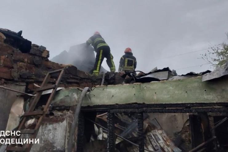 Чорноморська громада знеструнена після нічної ворожої атаки, є постраждалі