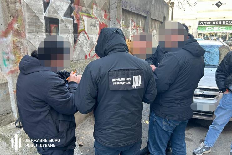 На Одещині судитимуть учасників схеми з продажу «непридатності» до військової служби