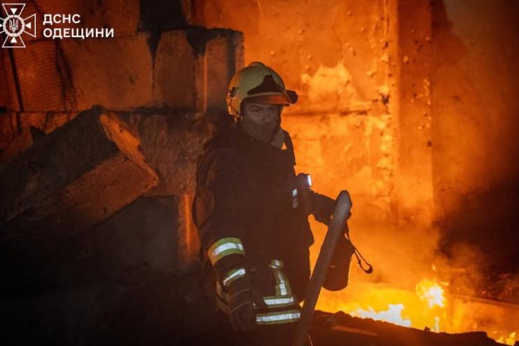 росія масовано атакувала Одесу ударними безпілотниками: пошкоджена енергетична та цивільна інфраструктура