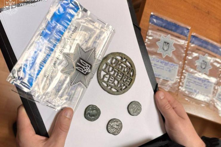 В Одесі зупинили спробу незаконного продажу римського артефакту ІІ–ІІІ століть