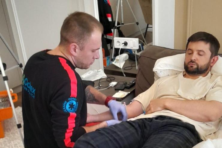 У квартирі лікаря клініки Odrex виявили пристрої, схожі на засоби стеження