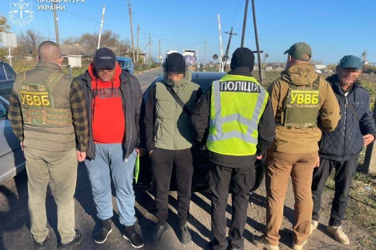 32 тисячі доларів за «послуги» нелегалів: Ізмаїльська прокуратура викрила вже четвертого ділка