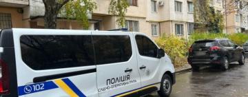 В Одесі 5-річна дівчинка випала з вікна багатоповерхівки: поліція з’ясовує обставини