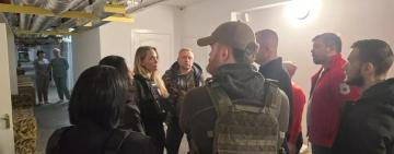 «Живуть у небезпеці, але відмовляються здаватися», — Анджеліна Джолі про поїздку в Херсон і Миколаїв