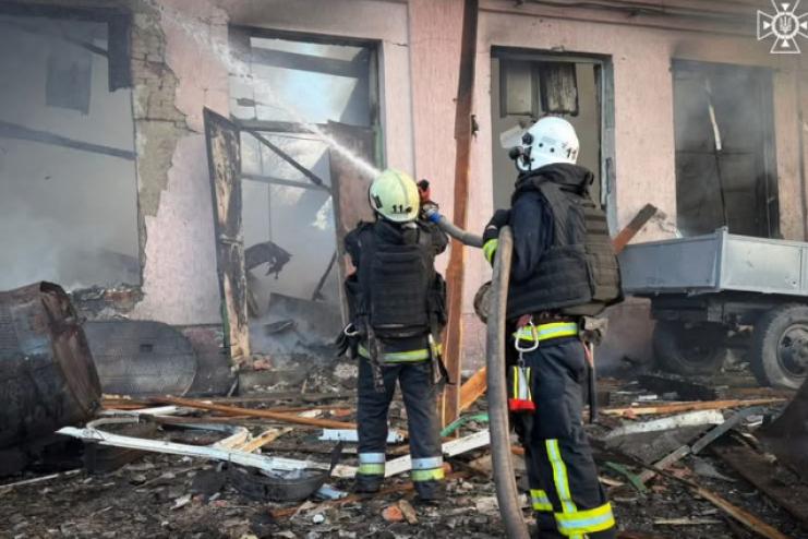 Чергова нічна атака: росіяни вдарили по Одещині дронами-камікадзе, -ДСНС 