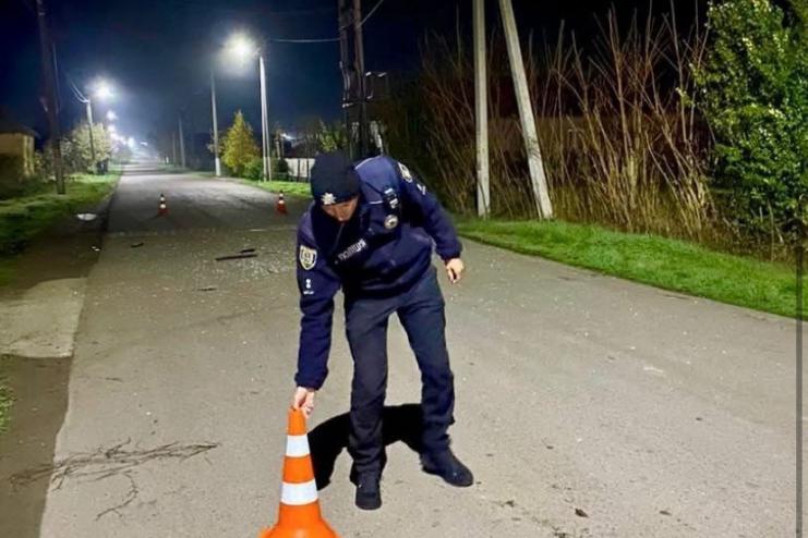 Поліцейські затримали водія автівки, який у стані алкогольного сп’яніння збив двох неповнолітніх дівчат