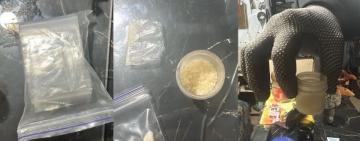 Маскував психотропи в губках для миття посуду та відправляв товаришу у виправну колонію: поліцейські затримали жителя Одеського району за наркозлочини