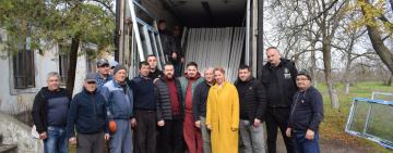В Арцизьку громаду доставили майже 100 енергозберігаючих склопакетів для трьох амбулаторій: допомога стала можливою завдяки співпраці медиків, громади та благодійників