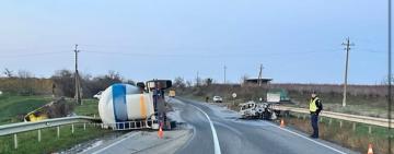 Три людини загинули, ще одна – госпіталізована: поліцейські розпочали кримінальне провадження за фактом ДТП на трасі Одеса – Рені