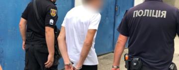 На Одещині перед судом постане чоловік, якого звинувачують у смертельному побитті співмешканки