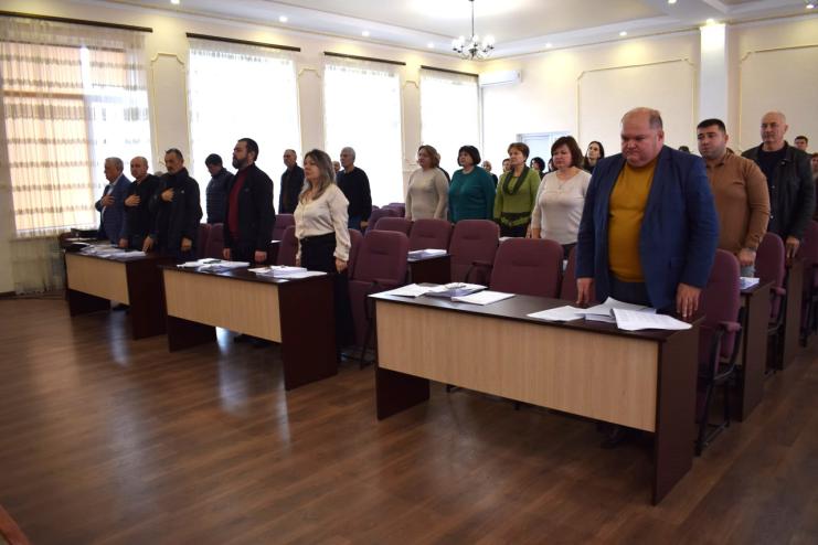 Лояльні графіки для негазифікованої Арцижчини та суперечки про «несправедливість» блекаутів: як минуло засідання комісії